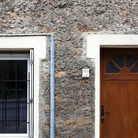 Apartment Cosy Neuf - Fibre - Parking Gratuit - Proche Ecoles Et Entreprises *